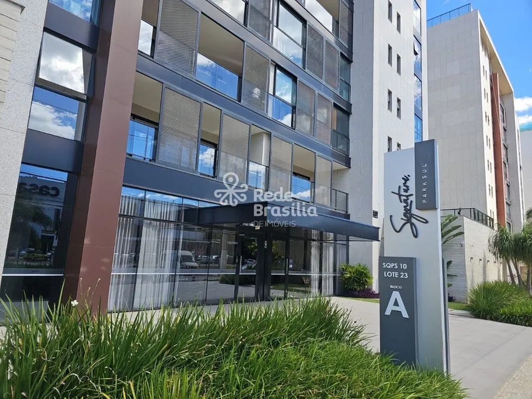 Um apartamento praticamente mobiliado, pensado para quem busca espaço, privacida...