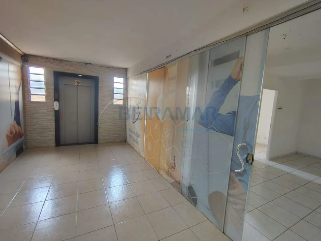 LOJA COMERCIAL PARA VENDA - 45m² | EDIFÍCIO HORN Em frente à Feira do Produtor -...
