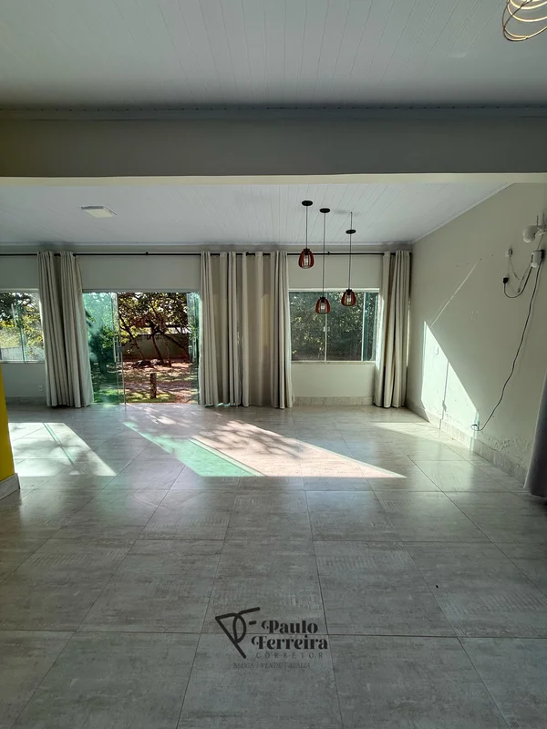 Vendo casa jardim botânico tororó condomínio sítio luz do sol.composta por:* 2 q...