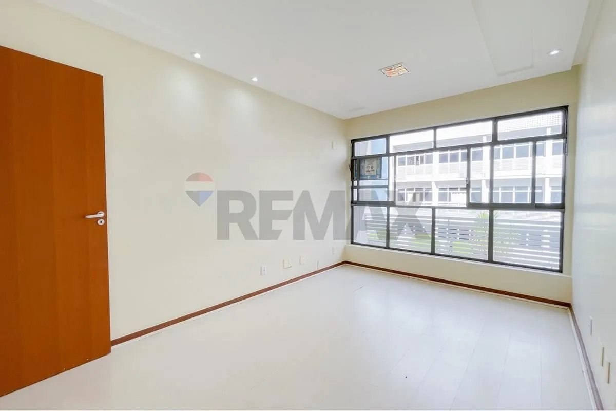 Sala Comercial para Locação Mix Park Sul | SGAS 910 Asa SulSala comercial com 28...
