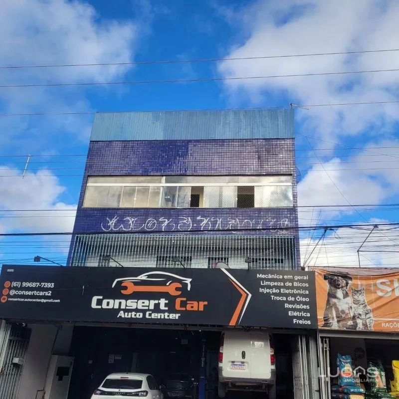 OPORTUNIDADE DE INVESTIMENTO QNP 15 CONJUNTO B Imóvel composto por 04 apartament...