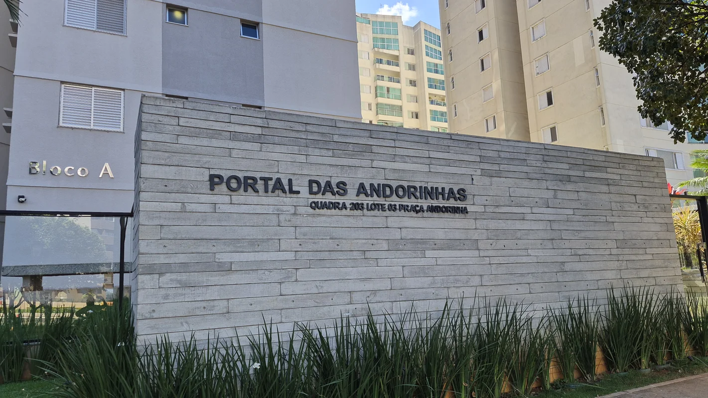 Portal das Andorinhas: venha morar na tranquilidade da quadra 203, com acesso fá...