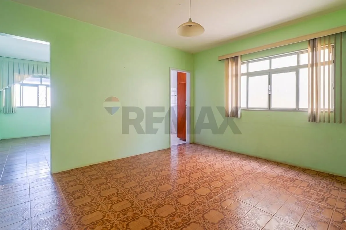 Descubra este excelente sobrado situado na Quadra 29 do Setor Leste uma oportuni...