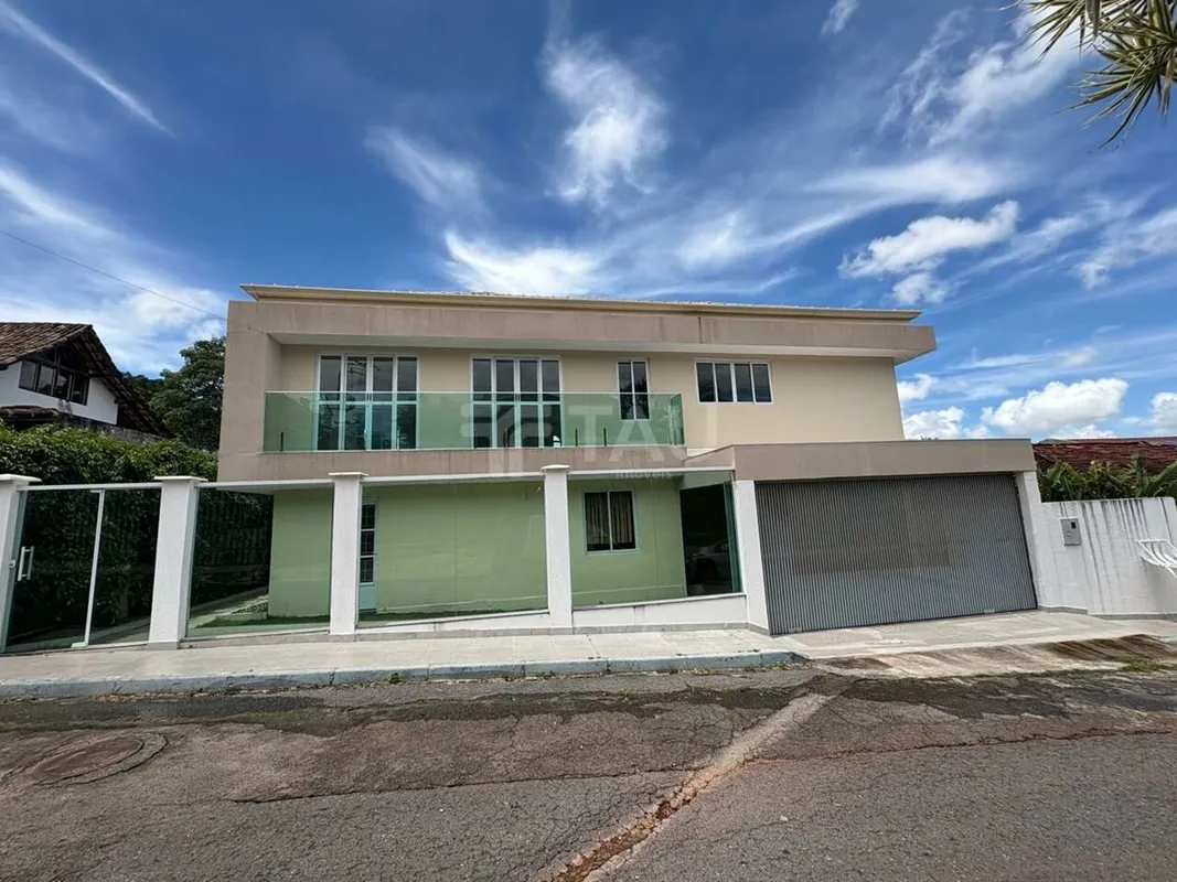 Residência Imponente de Alto Padrão | Conforto, Sofisticação e Lazer CompletoVEN...