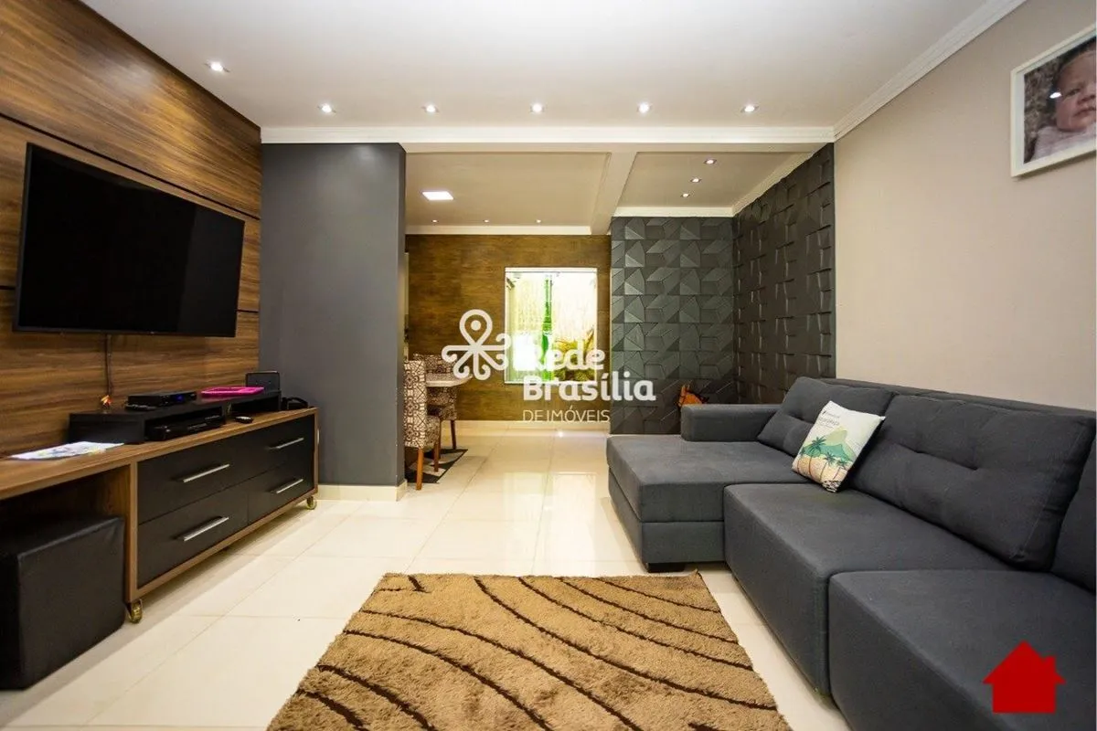 QN 7 | Casa 2 Quartos sendo 1 Suíte - Aceita Financiamento e FGTS - com 2 Vagas ...
