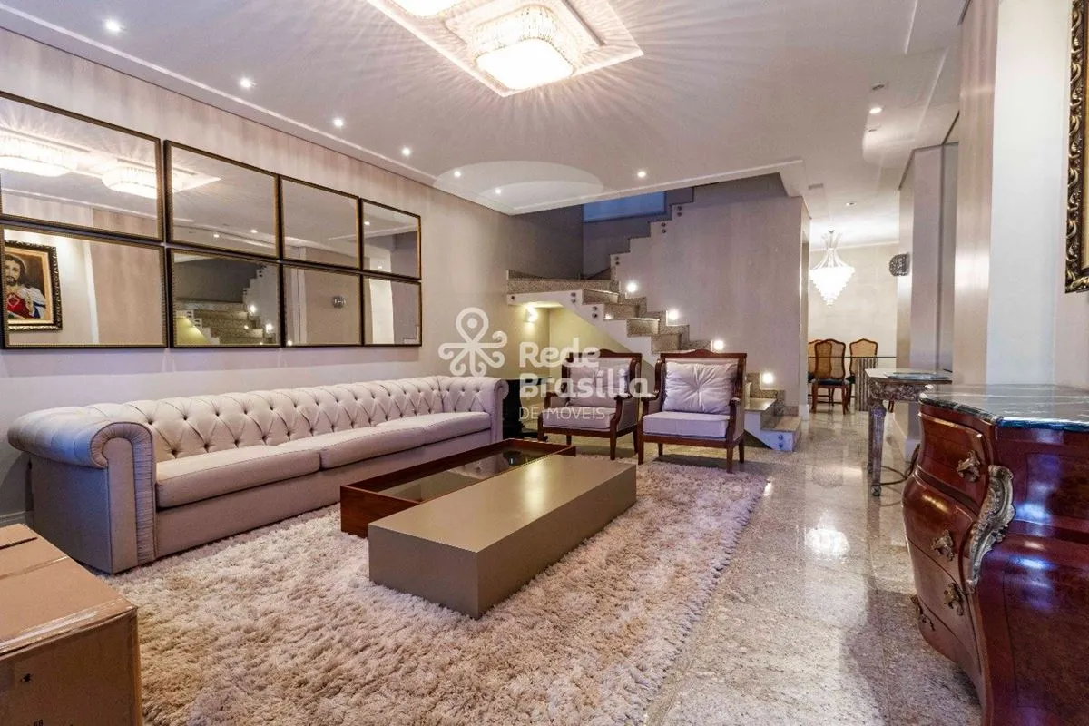 TH35238 - Qr 1A Candangolândia, Casa 04 quartos, 300m². Agende sua visita! Imóve...