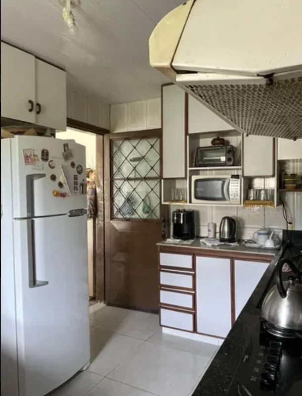 Imagine morar em uma casa charmosa no Condomínio Região dos Lagos, na Rodovia DF...