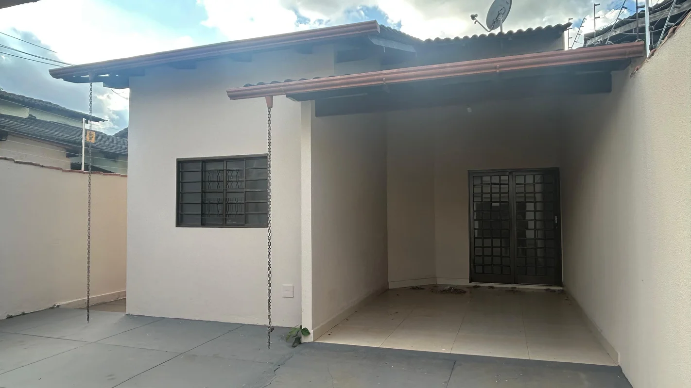 Casa 3/4 sendo 1 suíte disponível para locaçãoBanheiro social Sala Cozinha Lavan...