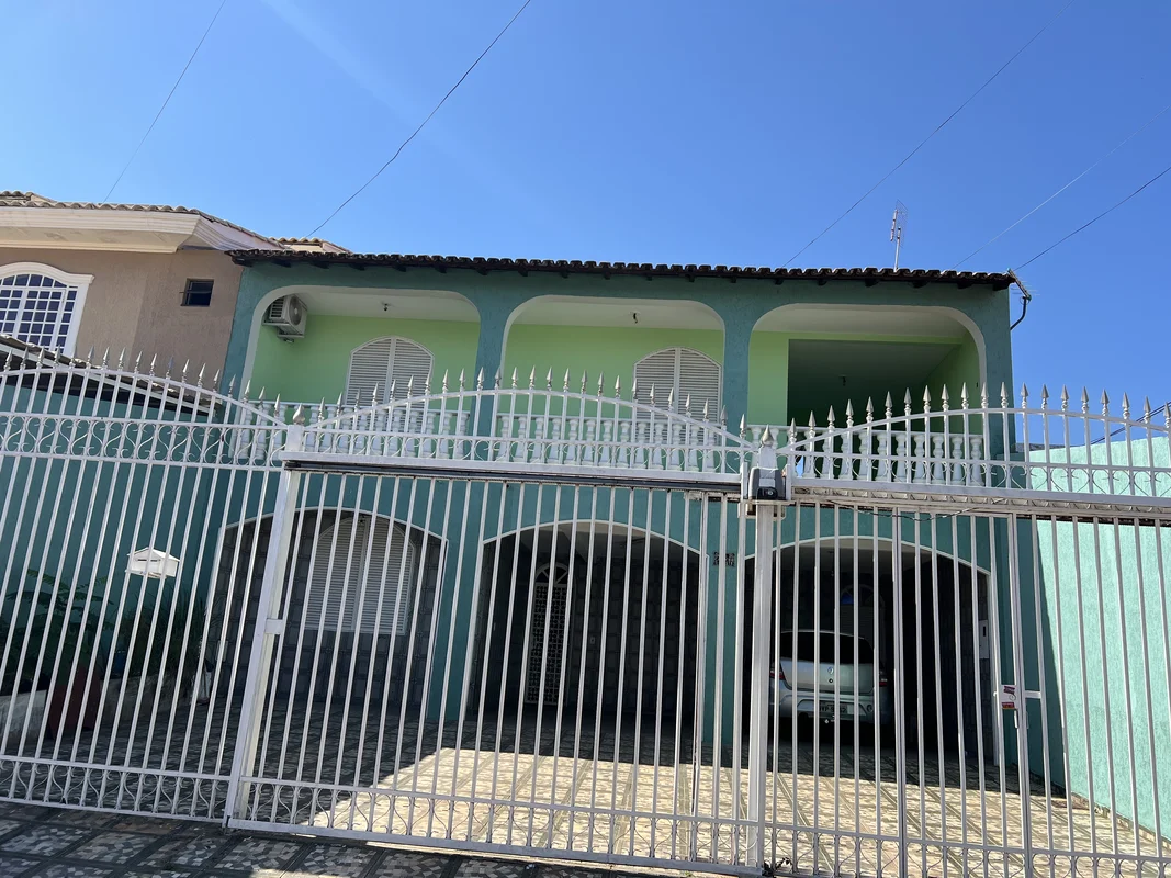 Vendo ou troco excelente Sobrado no Setor Oeste – Gama/DFVeja o vídeo!!!Descubra...