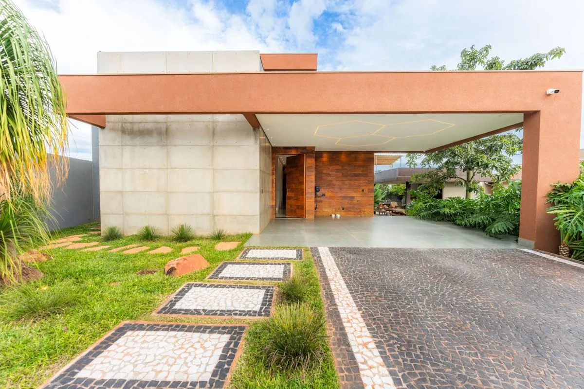 Casa moderna à venda em condomínio fechado em Brasília 3 quartos, 2 suítes Alto ...