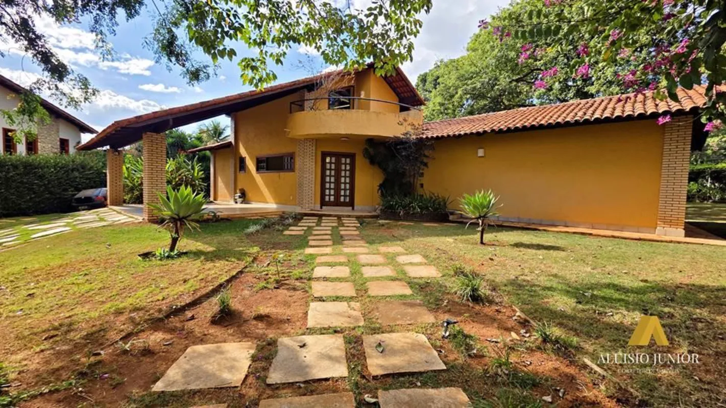 VILLA153225 - Última atualização: 06/06/26 23:31Casa 300m² com terreno de 3.000m...