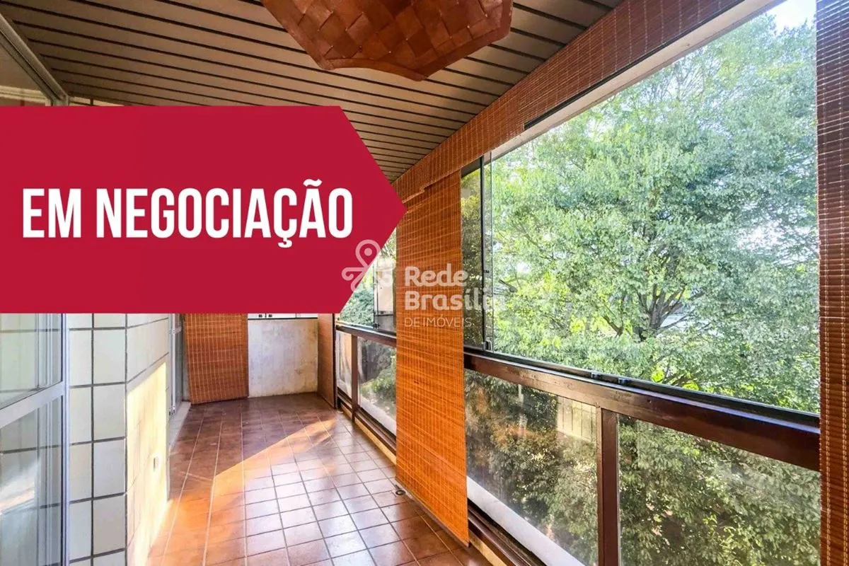 Em uma das localizações mais valorizadas da Asa Norte/Brasília, o apartamento co...