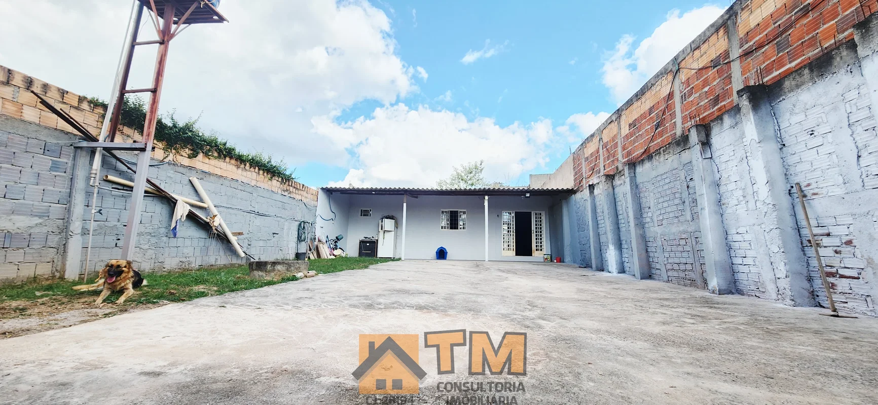 TM CONSULTORIA IMOBILIÁRIAVENDE;EXCELENTE CASA COM 2 QUARTOS, BAIRRO MORRO DA CR...