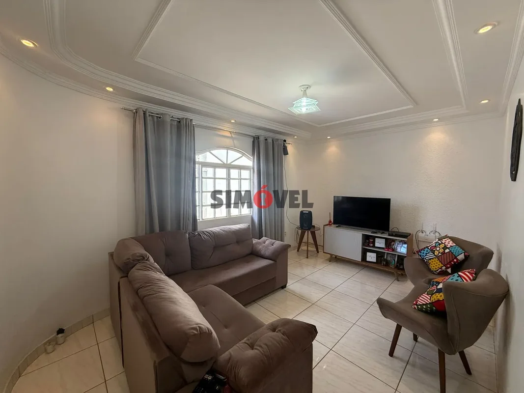 125m², nascente, na laje, 3 quartos, suíte, próxima a futura Estação do Metrô R$...