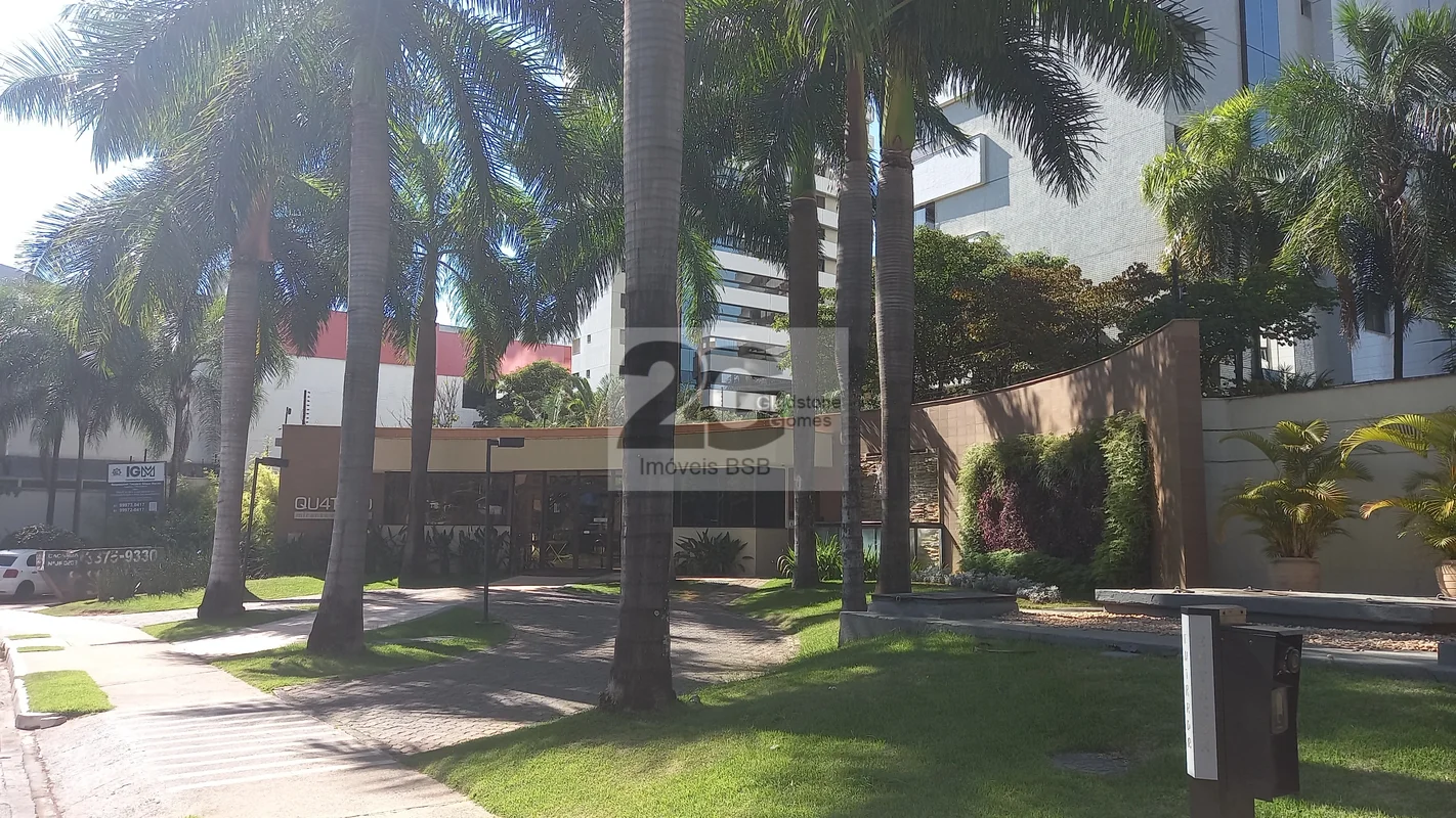 MARAVILHOSO APARTAMENTO REFORMADO, COMPOSTO DE 4 SUÍTES , SALA 2 AMBIENTES, SALA...