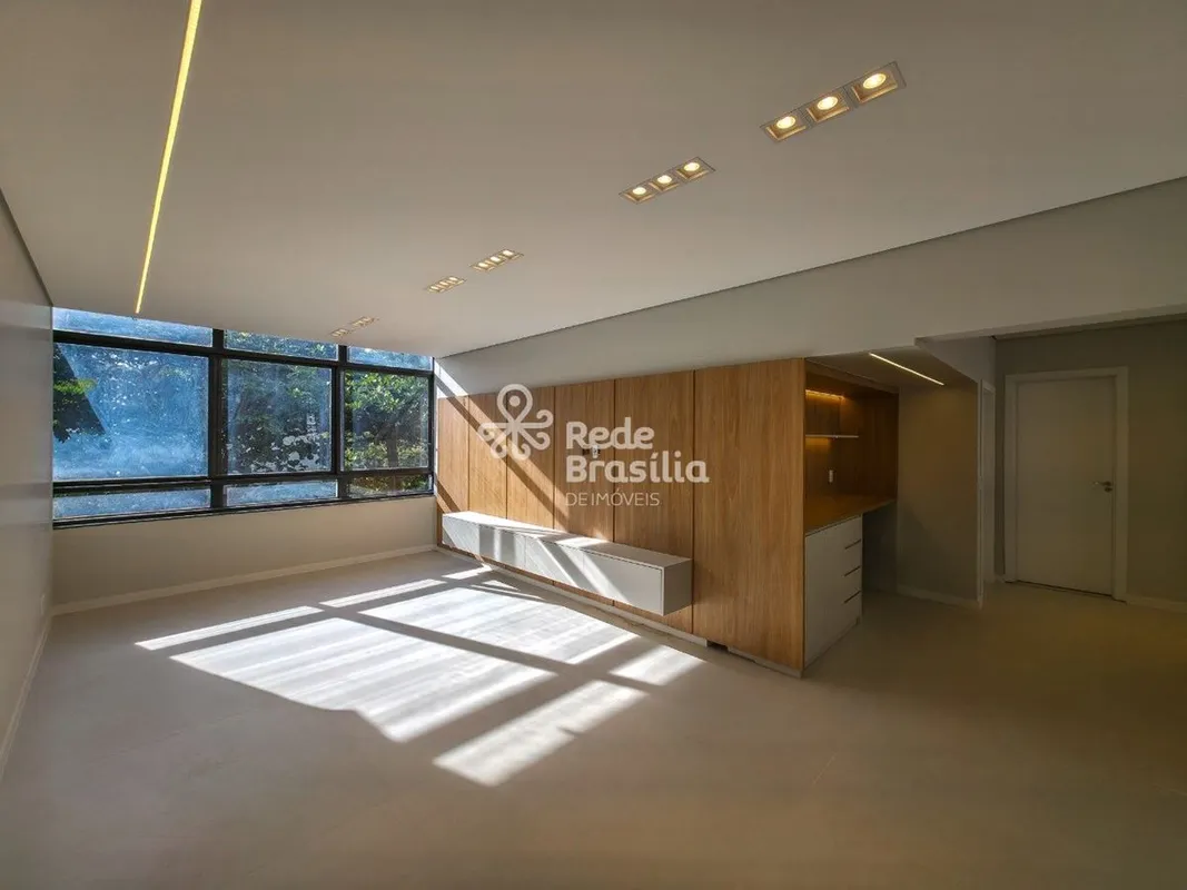 Apartamento sofisticado e moderno, localizado em meio de quadra, andar alto, vaz...