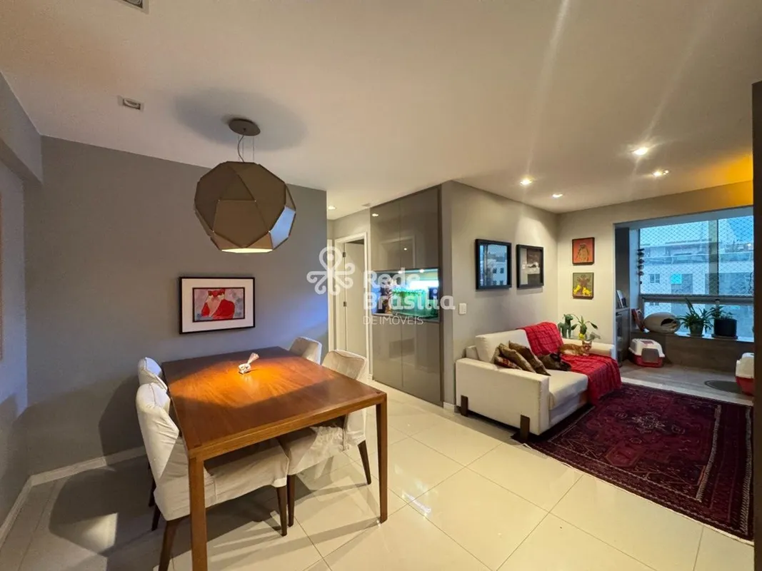 Vendo amplo apartamento no Noroeste (Sqnw 311 Bloco B), com varanda, 2 quartos s...