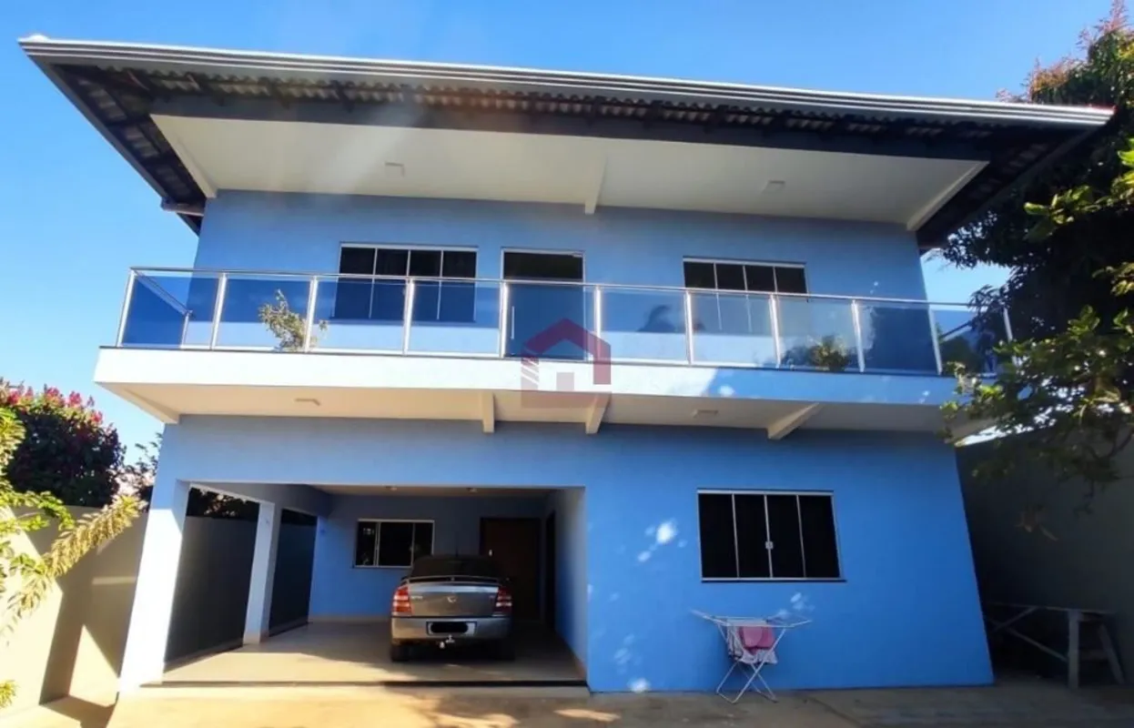 Fernandes & Coelho Imóveis apresenta excelente casa de alto padrão na região da ...