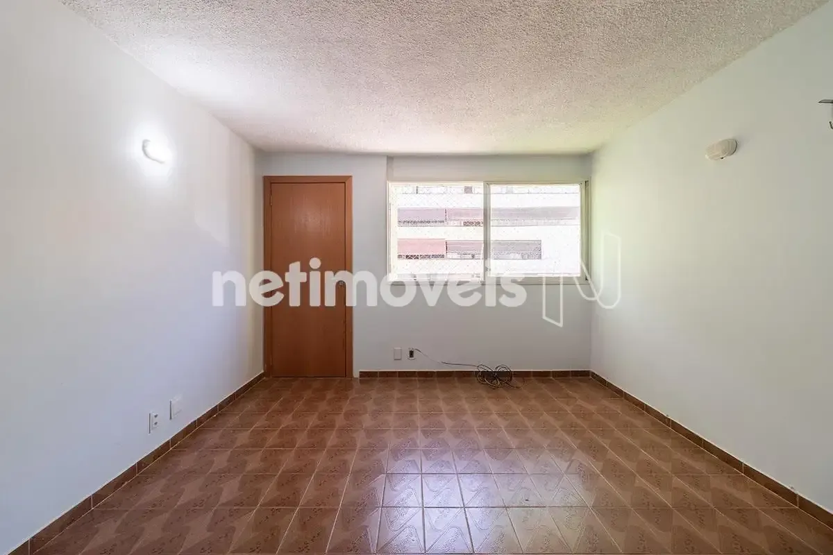 Apartamento 3 quartos - CruzeiroLocalização:SHCES 801 conta com ampla variedade ...