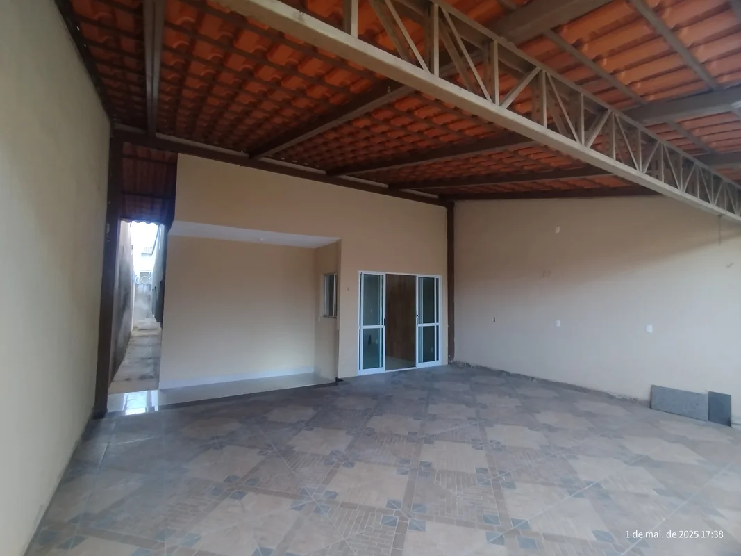 5 minutos do Buriti Shopping - Lote 210m2 - 03 Quartos sendo 1 suíteImagine mora...
