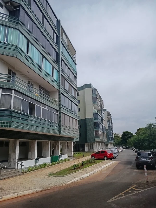 AOS 04 BL B APT 620 ALUGUEL R$ 6.000,00CONDOMINIO R$ 1.200,00COM 3 QTS SENDO 1 S...