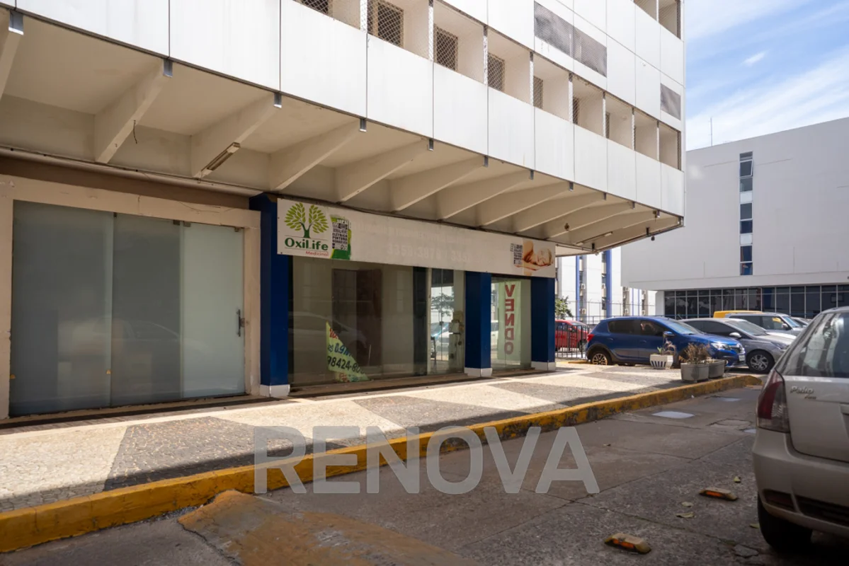 Excelente oportunidade de clínica/consultório desocupada e pronta para funcionam...
