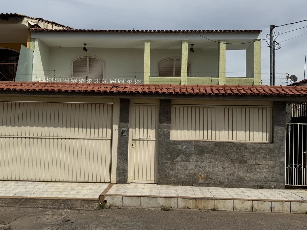  Casa Guara - QE 24,Conjunto D, casa 10 Excelente sobrado, amplo, funcional e em...