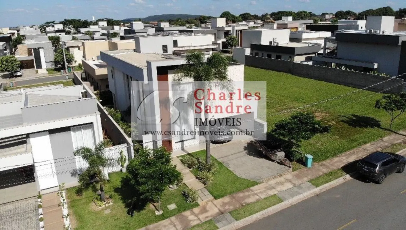 PARQVILLE PINHEIROS TERRENO: 300 M² CONSTRUÇÃO: 250 M² MOBILIADA, POÇO ARTESIANO...