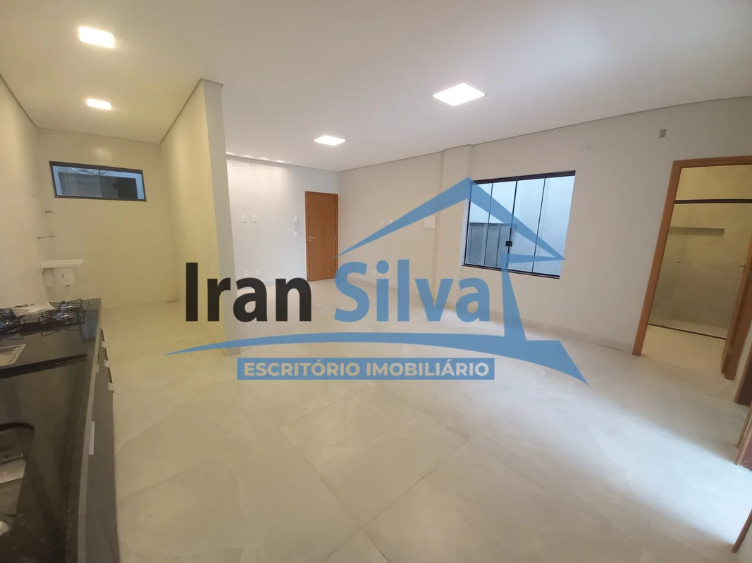 IRAN SILVA ALUGA EXCELENTE APARTAMENTO NA COMERCIAL DO CONDOMINIO SOLAR DE ATHEN...