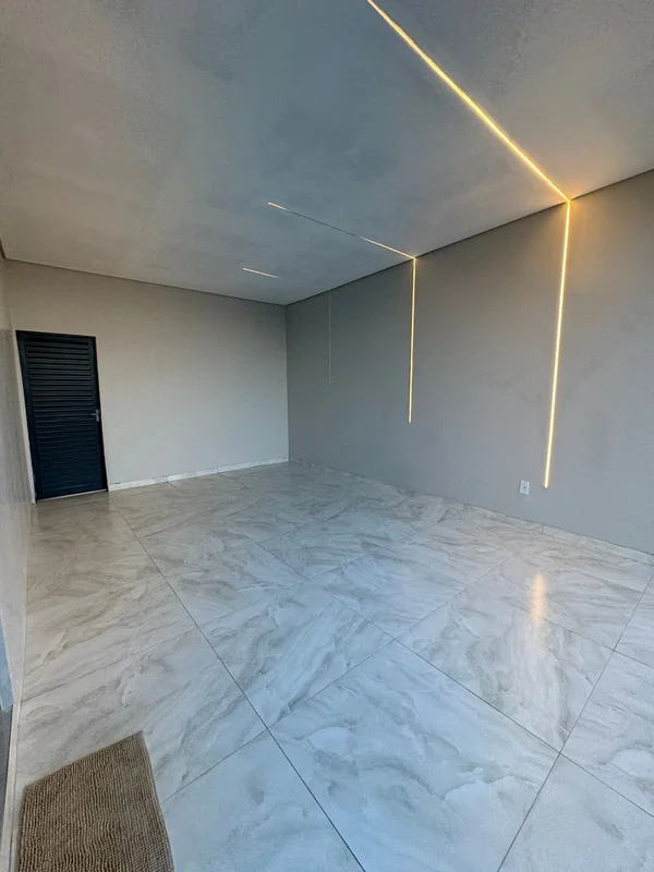 VENDA OU TROCA CASA MODERNA NA 26 DE SETEMBRO LOTE DE 200 M² COND BLOQUETADO RUA...