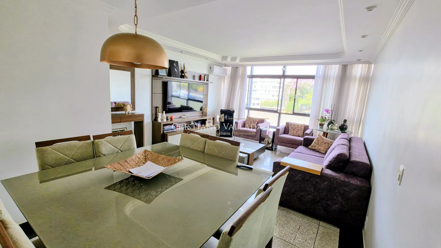  LINDO APARTAMENTO 5º ANDAR - ASA NORTE 3 QUARTOS C/ SUÍTE - SQN 307 Apartamento...
