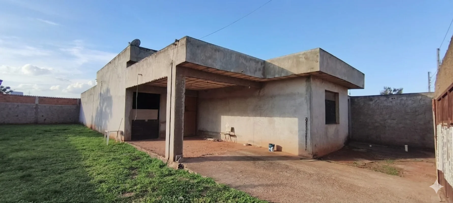 CASA MODERNA À VENDA – COLÔNIA AGRÍCOLA 26 DE SETEMBRO | RUA 1 | LOTE 800M²Excel...