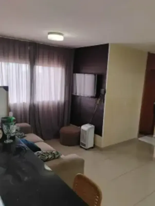 L.HENRIQUE VENDE EXCELENTE APTO DE 3 QUARTOS, SENDO 1 SUITE, SALA, COZINHA, BANH...
