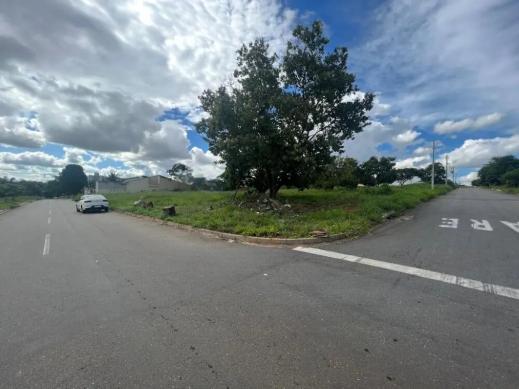 Área à venda com de 3.583,56m² no Jardim Helvécia | Próximo a baixada da Av. Xux...