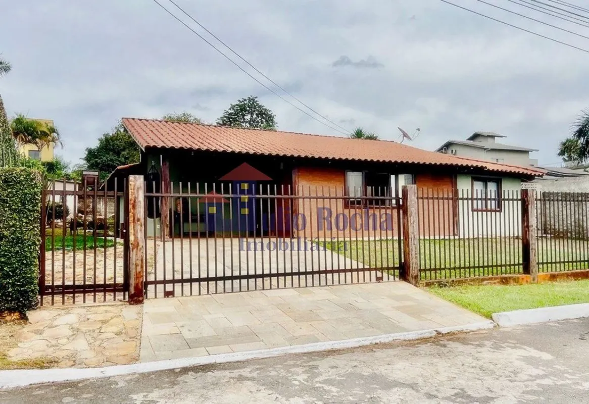 JULIO ROCHA IMOBILIÁRIA VENDE!ÓTIMA CASA TÉRREA NO CONDOMÍNIO MÔNACO! Condomínio...