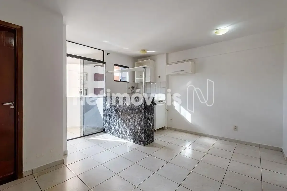 Apartamento 01 quarto revertido para 02 | Águas Claras Localização:Localizado em...