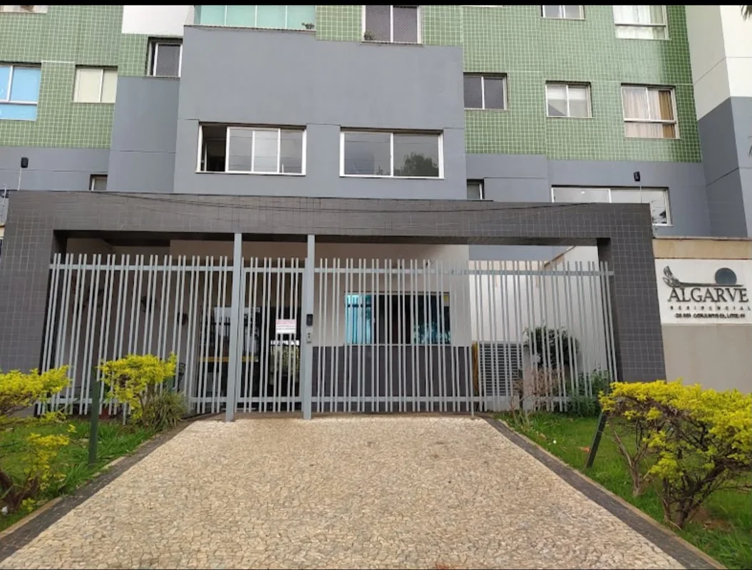 VENDE-SE UM APARTAMENTO NA QS 308 RESIDENCIAL ALGARVE SAMAMBAIA SULUnidade no 3°...