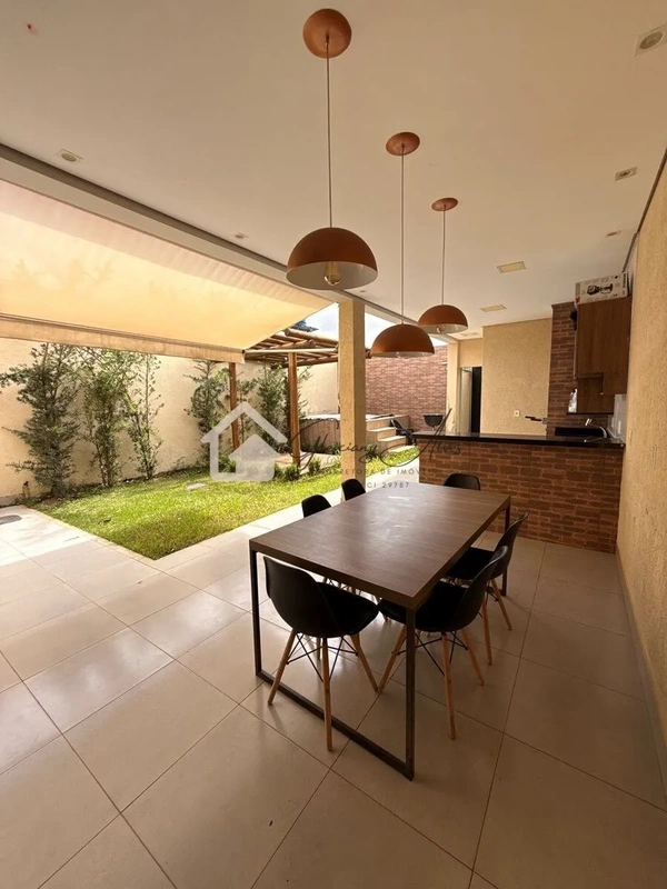 Casa térrea 3 quartos com área gourmet | Lote 303m | Vicente PiresCasa térrea lo...