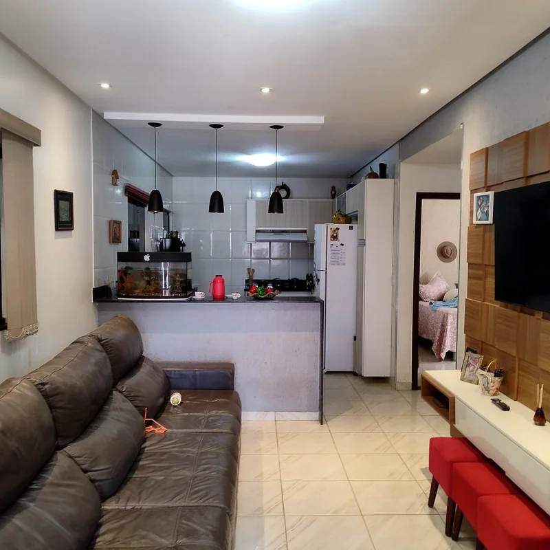 APRIMORE IMOBILIÁRIA VENDE:Excelente casa térrea 03 quartos no Arapoanga, Planal...