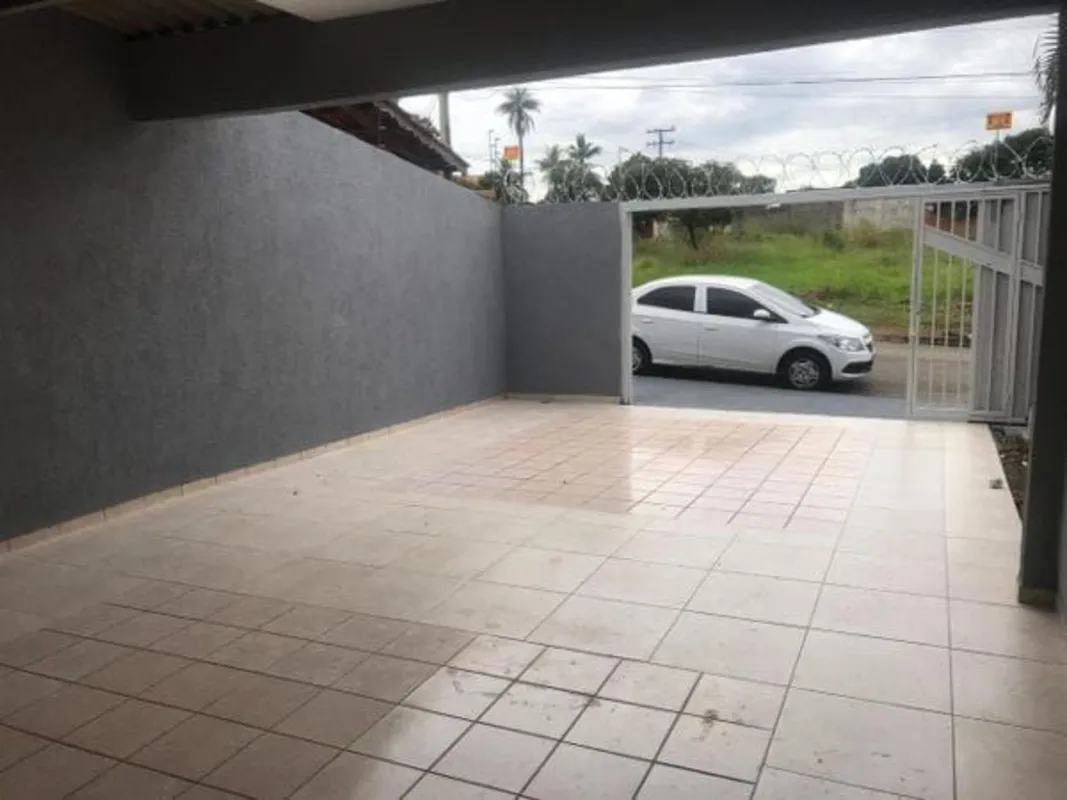 Casa para aluguel no Setor Faiçalville- 232.20m² de área total - 95.31m² de área...