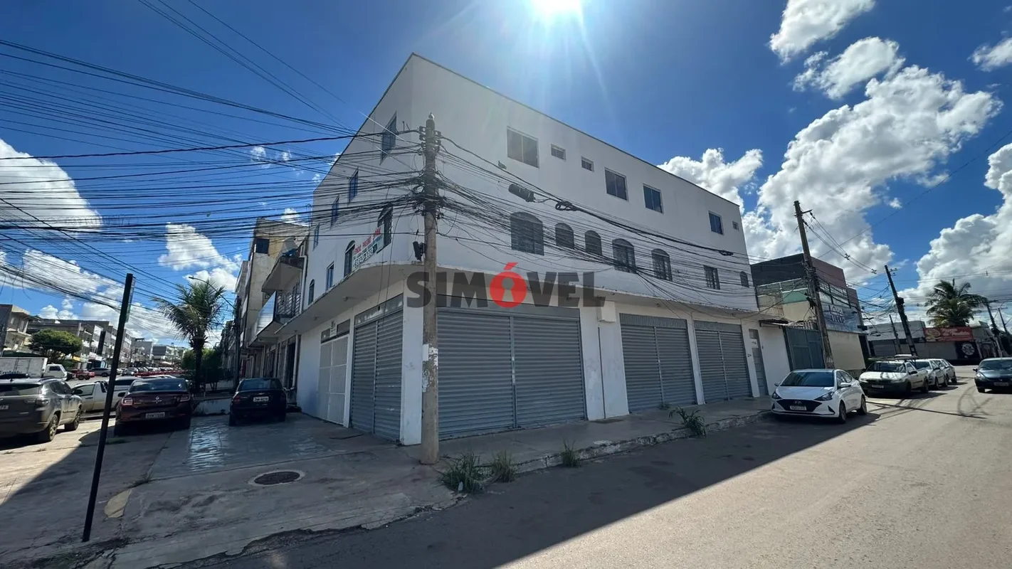 ADE- Apartamento com 2 dormitórios para alugar, 45m² por R$ 1.000/mês - Águas Cl...