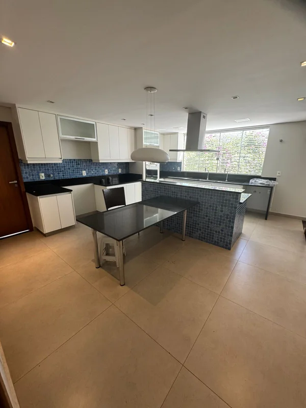 Excelente oportunidade de morar na melhor localização do Lago Sul: Casa de alto ...