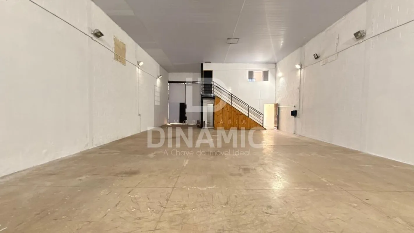 (ID 09)Galpão Comercial Amplo para Locação no Setor Sudoeste, com 380 m².Excelen...