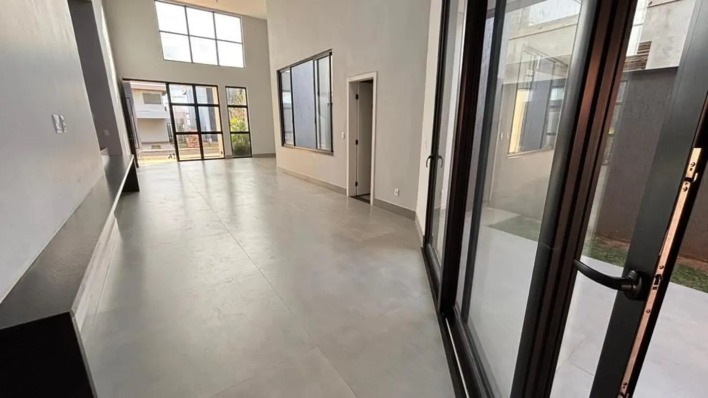 VILLA153260 - Última atualização: 06/06/26 23:31Casa em condomínio com 3 suítes ...