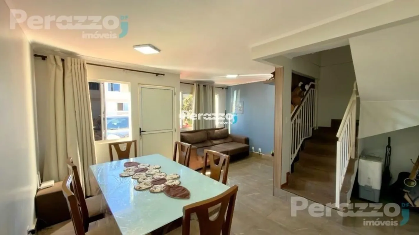 Excelente Residência de 3 Quartos Sendo 1 Suíte na QC 07 do Jardins Mangueiral p...