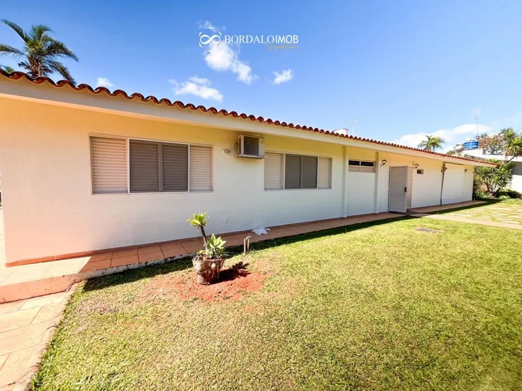 VILLA153261 - Última atualização: 17/06/26 23:31Encante-se com esta linda casa d...