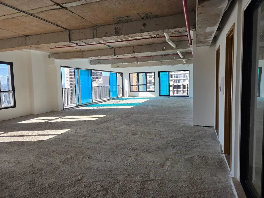 Sala Comercial Pateo 136 - Setor Marista Sala comercial Pateo 136, sala de 155m²...