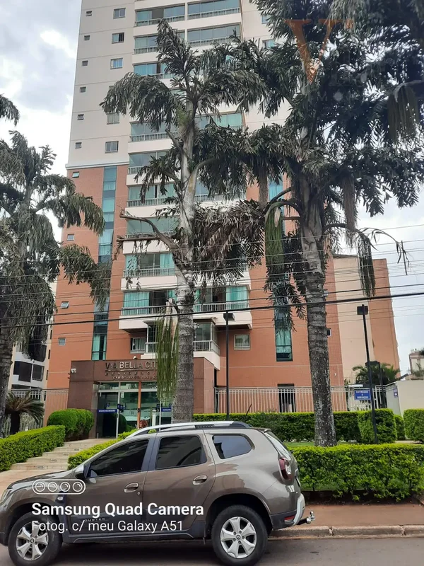 Descubra a praticidade e o conforto de morar no Condomínio Via Bella Cittá, loca...