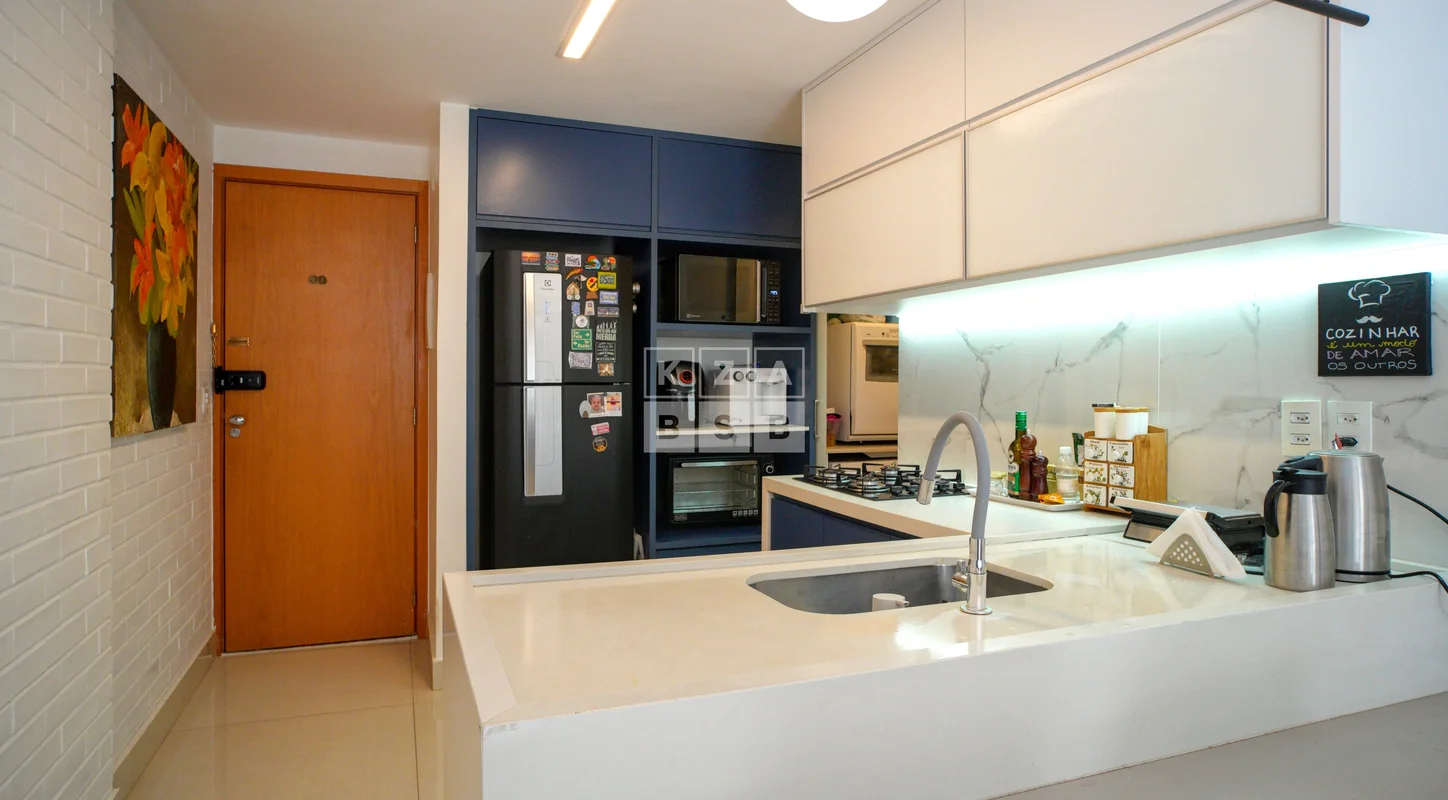 Descubra o potencial de um apartamento linear, com 2 quartos, sendo uma suíte, t...