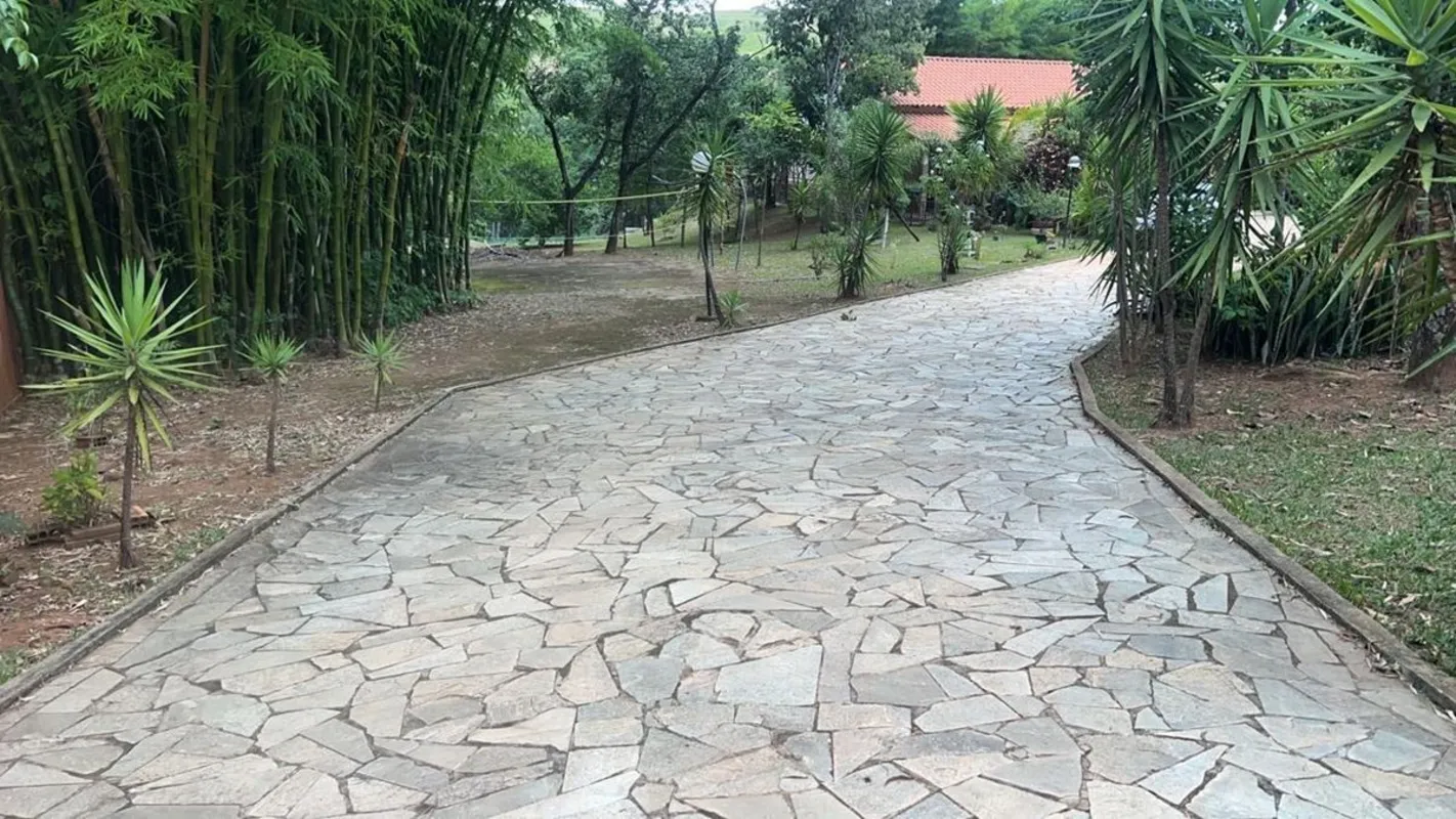 Destaques da propriedade:Totalmente mobiliadaAmbiente aconchegante e familiarÁre...